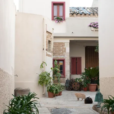 Δωμάτια σε οικογενειακή κατοικία 