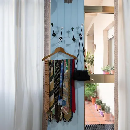 Δωμάτια σε οικογενειακή κατοικία 