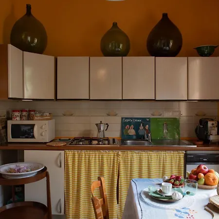 Δωμάτια σε οικογενειακή κατοικία 