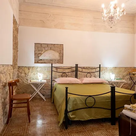 Δωμάτια σε οικογενειακή κατοικία 